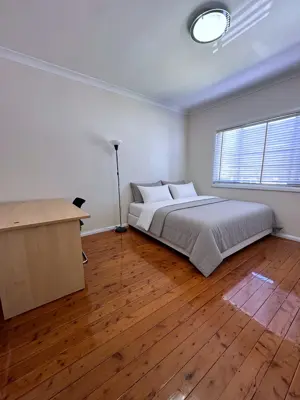 Flora St – Bedroom
